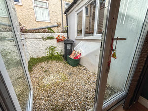 Photo 8- click for photo gallery